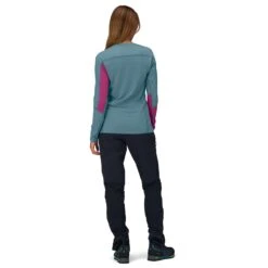 Norrøna Women's Falketind Equaliser Merino Round Neck - Merinoshirt -Winterkleidung norr na womens falketind equaliser merino round neck merinoshirt detail 4