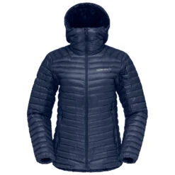 Norrøna Women's Trollveggen Superlight Down850 Hood - Daunenjacke -Winterkleidung norr na womens trollveggen superlight down850 hood daunenjacke 1